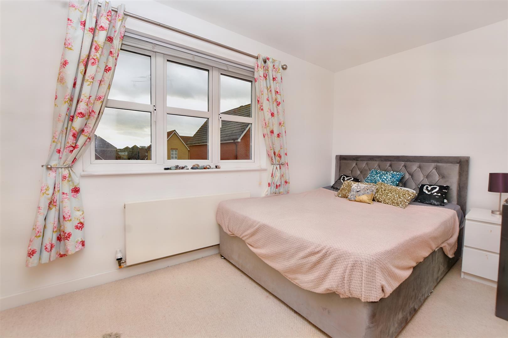 Property Details for Caroline Way, Eastbourne Town Property Estate